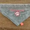 Bandana pour chien avec broderie "fashionista"