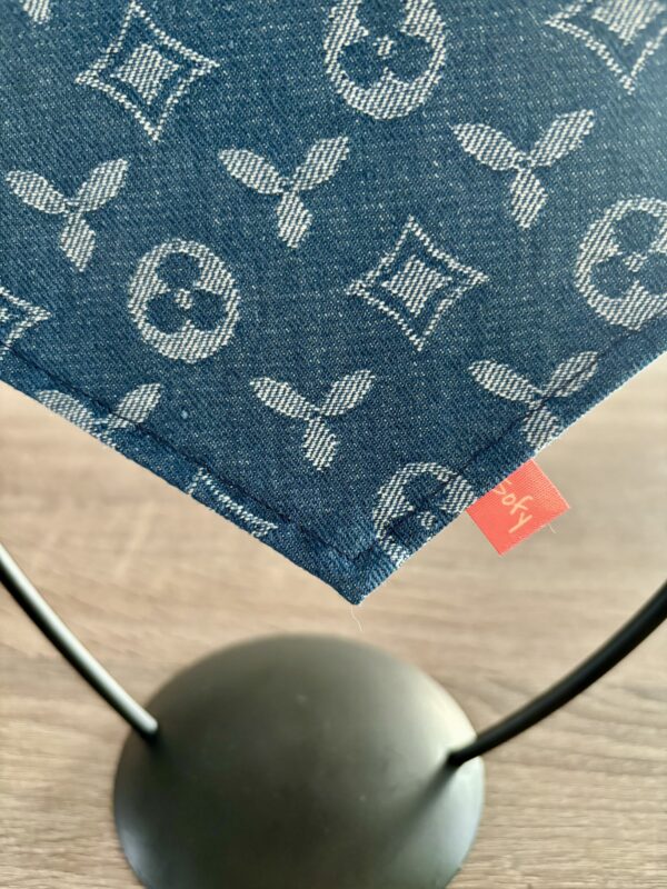 Bandana imitation Louis Vuitton à résilles