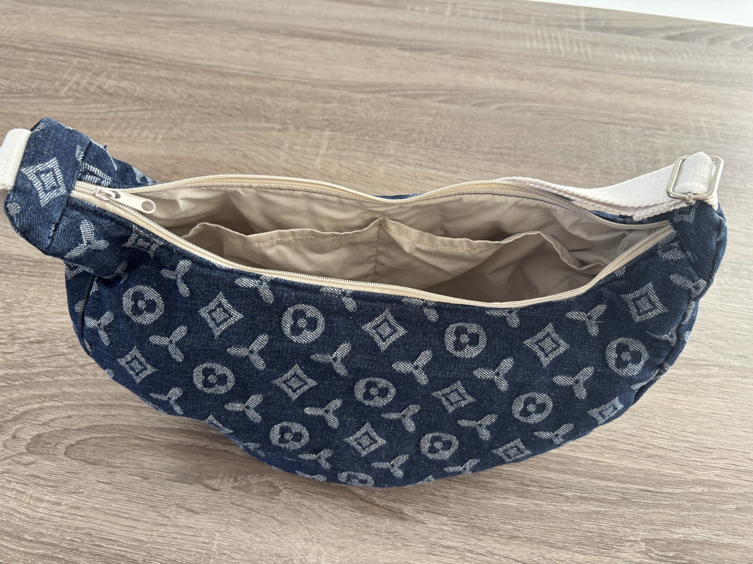 Sac à main demi lune Imitation Louis Vuitton