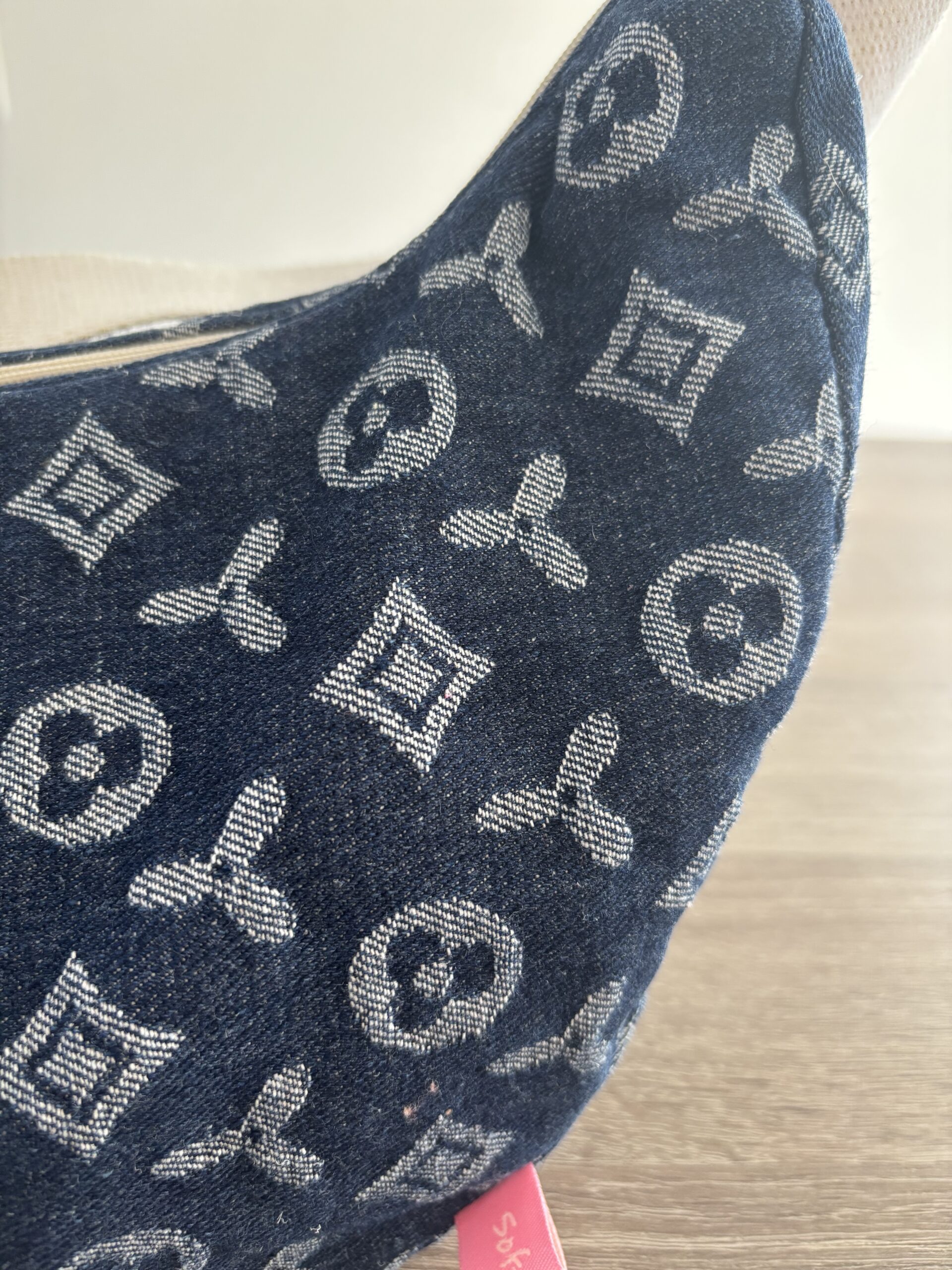 Sac à main demi-lune "LV" – Image 3