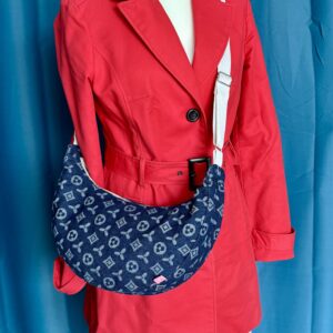 Sac à main demi-lune « LV »